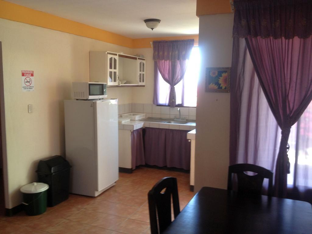 Royal Heights Hotel Jicaral Kamer foto